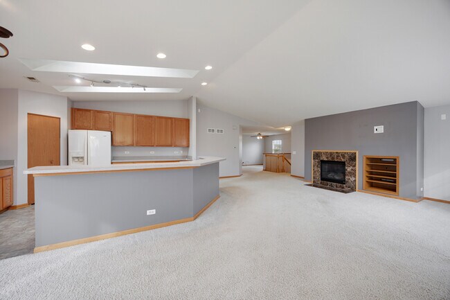 Foto del edificio - 2614 Loren Ln