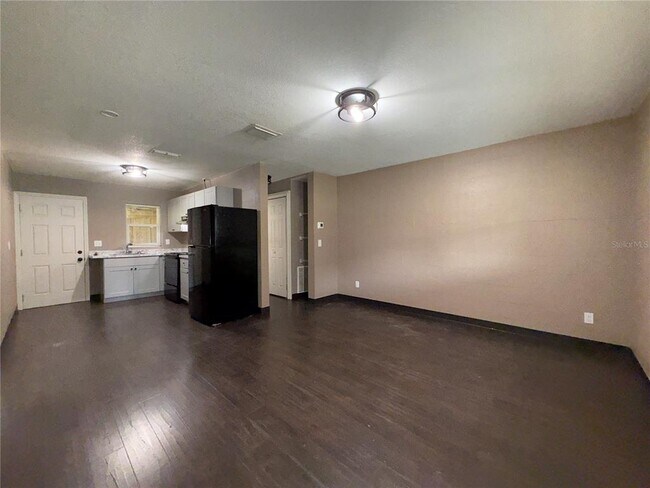 Foto del edificio - 305 Marker St