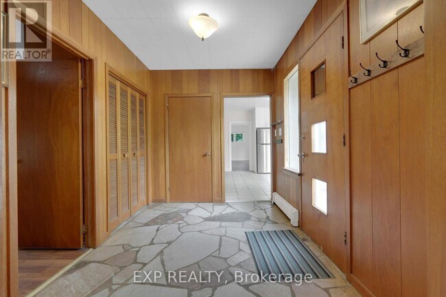 Building Photo - 5373 Aurora Rd