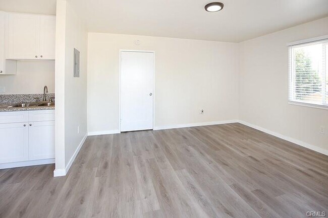 Foto del edificio - 10709 Sherman Pl