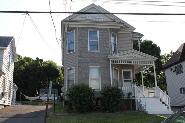 Building Photo - 222 Caroline Ave