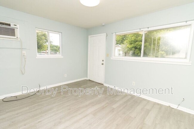 Foto del edificio - 1008 N Hawthorne St