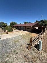 Building Photo - 887 Cochise Dr