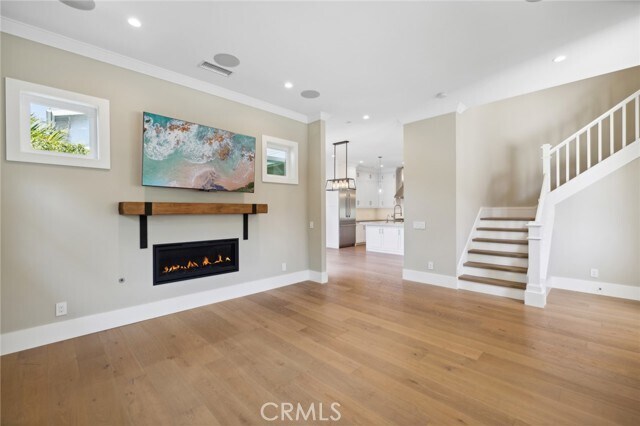 Foto del edificio - 326 E 16th St
