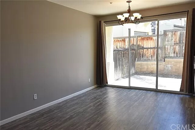 Building Photo - Beautifully Upgraded 2 Bedroom Townhouse N...