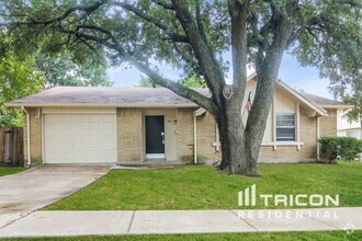 Building Photo - 4137 Salem Dr