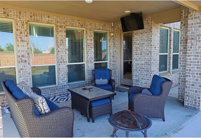 Foto del edificio - 15770 Deeside Spring Dr