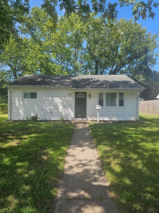 Building Photo - 1489 Morgan Dr