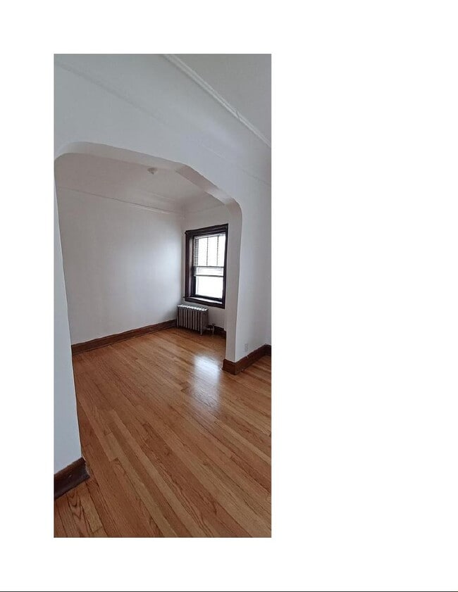 Building Photo - 2614 N Lockwood Ave