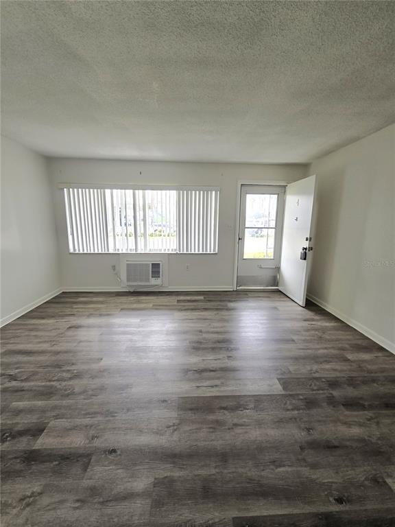 Foto del edificio - 2366 Shelley St