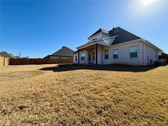 Building Photo - 1641 Cherrie St