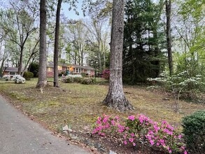 Building Photo - 8235 Whittington Dr