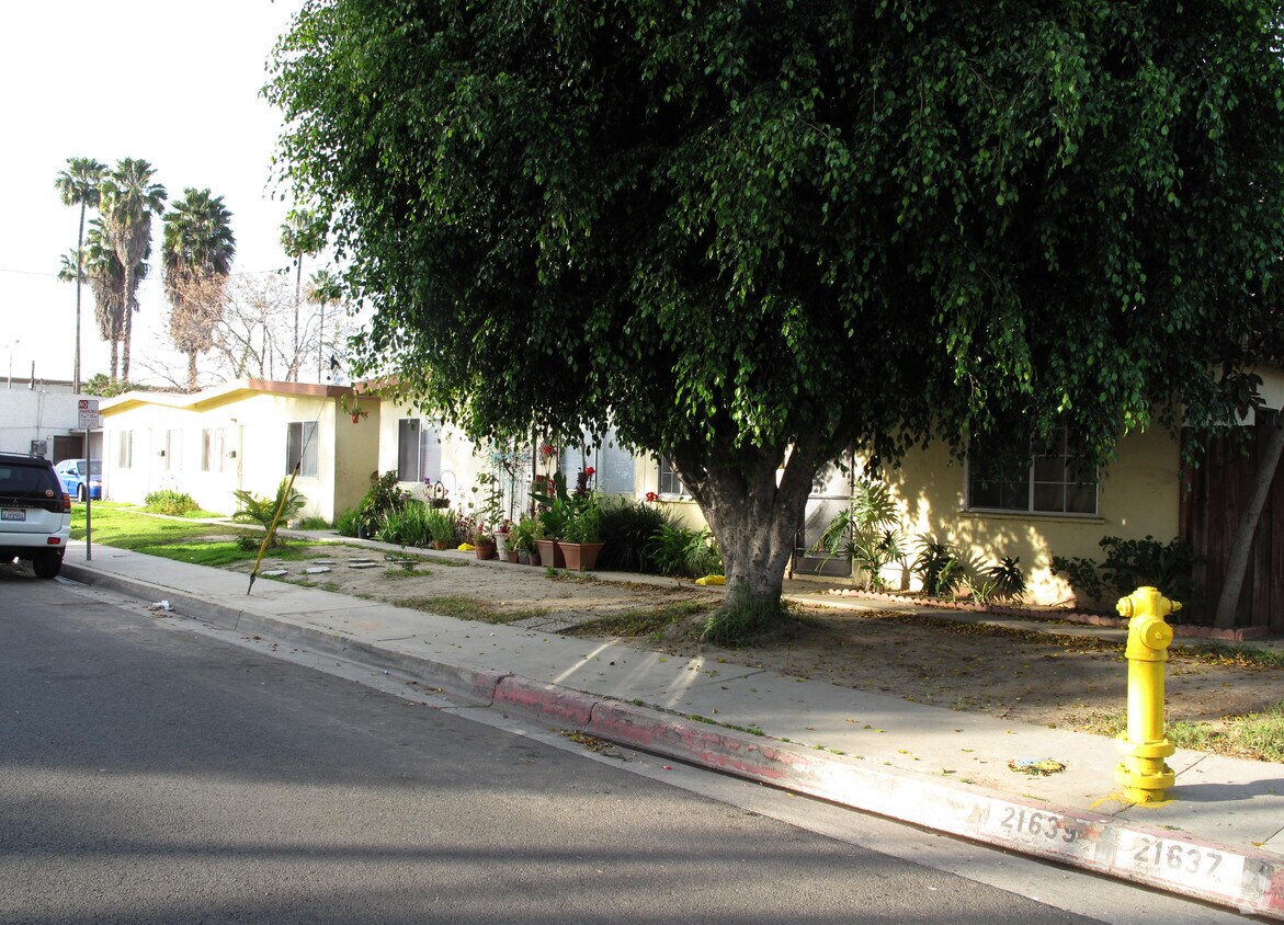 Building Photo - 21637 Belshire Ave