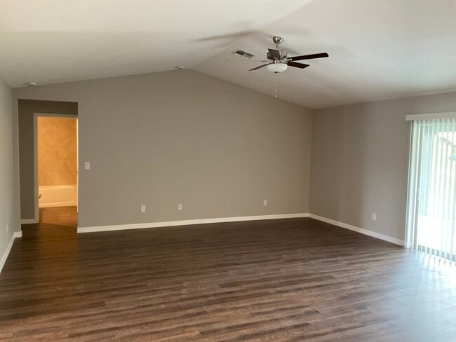 Building Photo - 2288 Bonn Ct