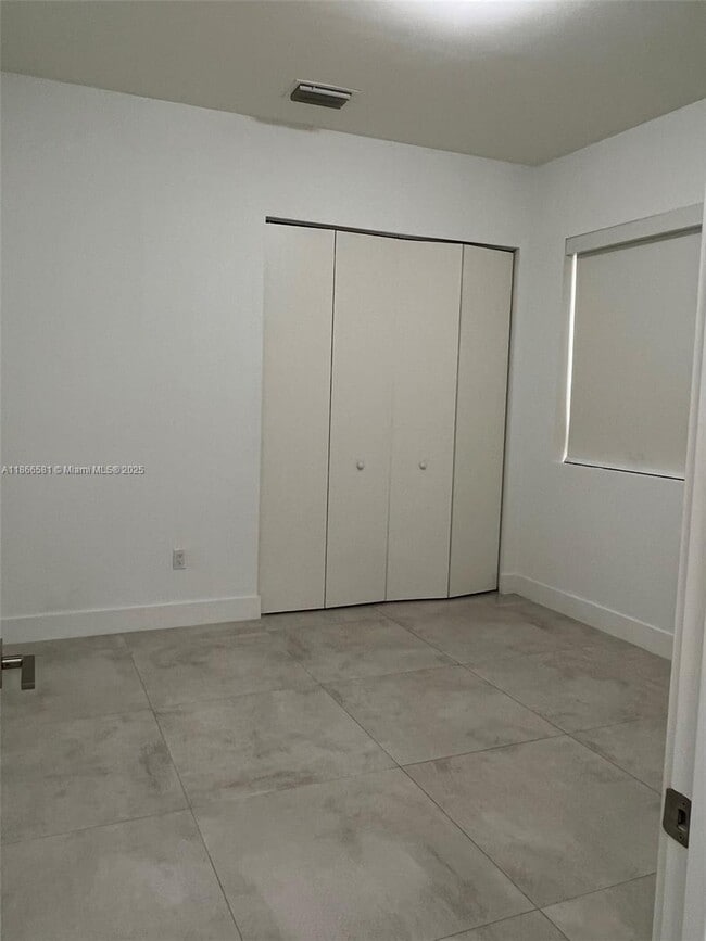 Foto del edificio - 10066 NW 76th Terrace