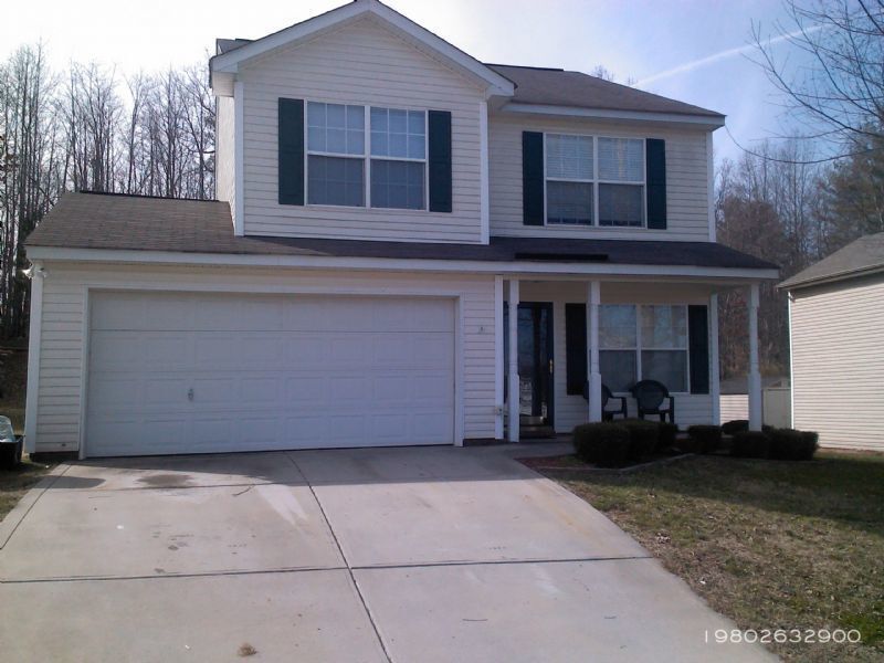 1936 9th St Pl SE, Hickory, NC 28602 House Rental in Hickory, NC