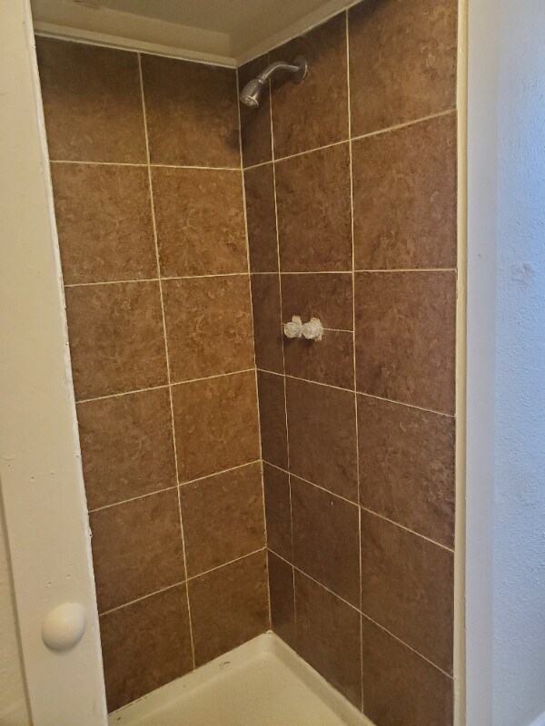 2710 8th Ave Unit D, Canyon, TX 79015 Room for Rent in Canyon, TX