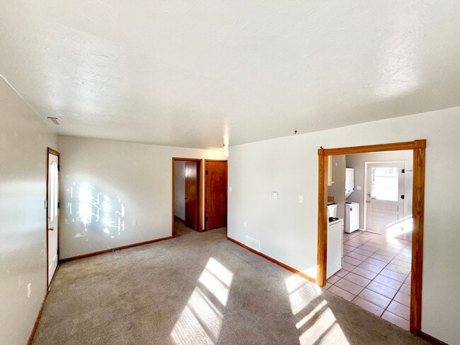 Photo - Adorable 2 Bedroom Cottage in Serene Setting House