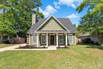 Building Photo - 3816 Isabel Way W