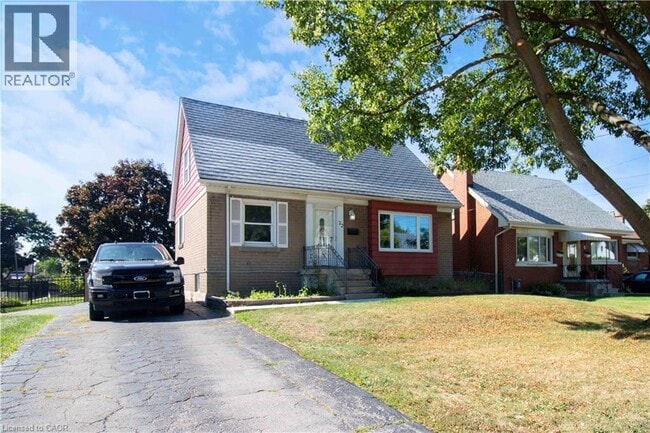 Building Photo - 22 Nancy St