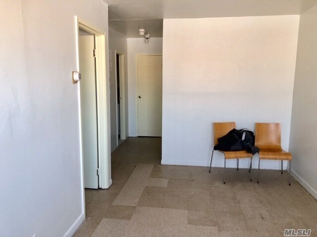 Foto del edificio - 53-37 97th St