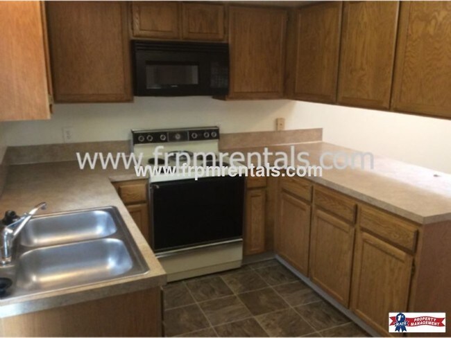 Foto del edificio - 1480 N Hartman St