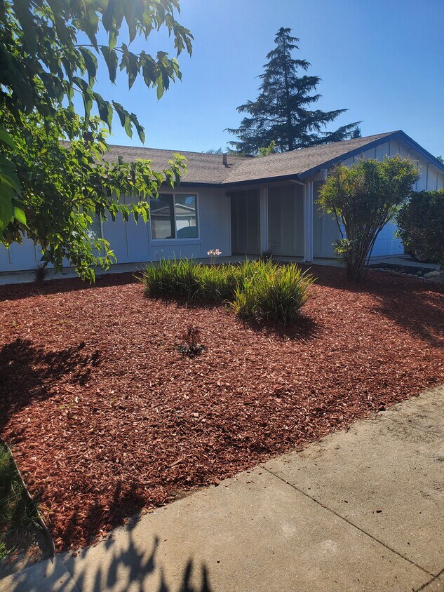 241 Ponderosa Dr, Vacaville, CA 95687 House Rental in Vacaville, CA