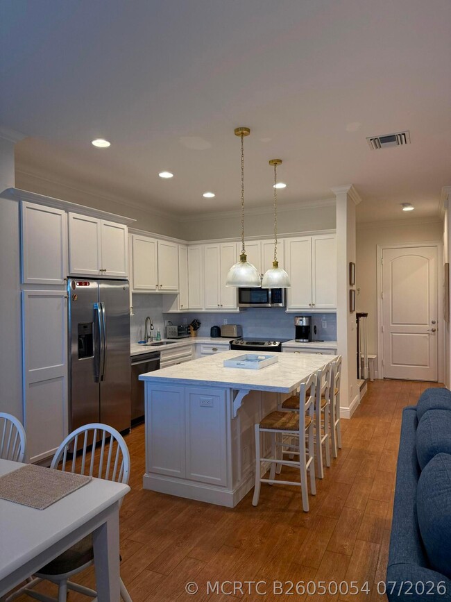Building Photo - 144 Ocean Breeze Dr