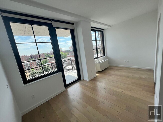 Building Photo - NORTHERN BOULEVARD