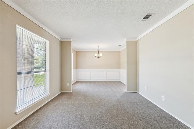 Building Photo - 916 Baxter Dr