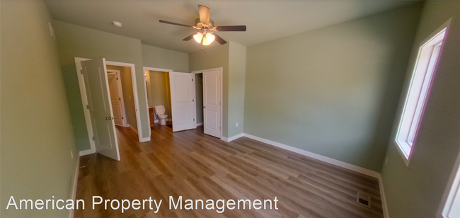Building Photo - 4 br, 4.5 bath House - 905 Sunset Avenue