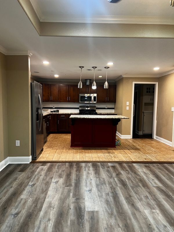 Foto del edificio - 1415 E Denman Ave