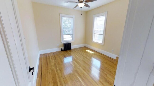 Building Photo - 4.0 bedroom in Cambridge Massachusetts 02144