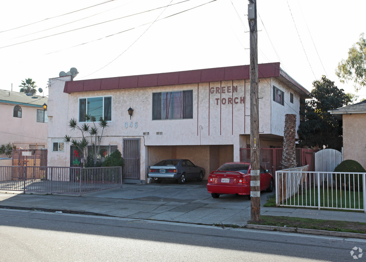 Building Photo - 846 W Alondra Blvd