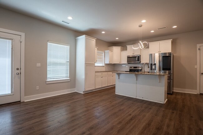 Building Photo - Now Pre-Leasing!!! Stunning 4 Bedroom, 3.5 Bathroom Home