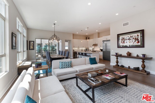 Building Photo - 12714 Sea Spray Pl