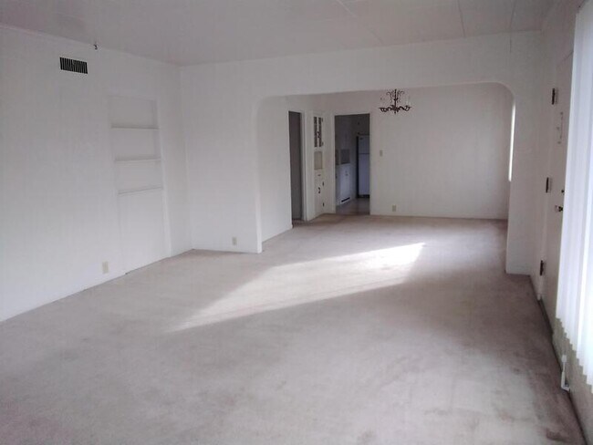 Foto del edificio - 1368 SE Overlook Ave