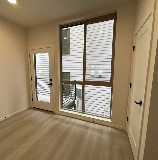 Foto del edificio - 2Bd/1.75Ba Seattle Townhouse