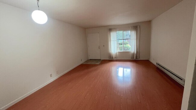 Foto del edificio - 1050 Reed Terrace