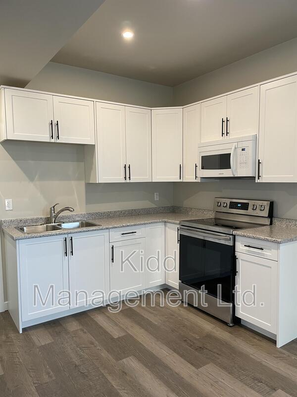 Building Photo - 6285 Monterey Rd