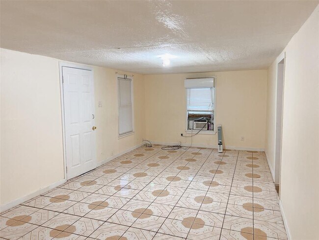 Foto del edificio - 2903 Beverly Rd