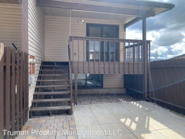 Foto del edificio - 2 br, 1.5 bath House - 624 Pine Ave