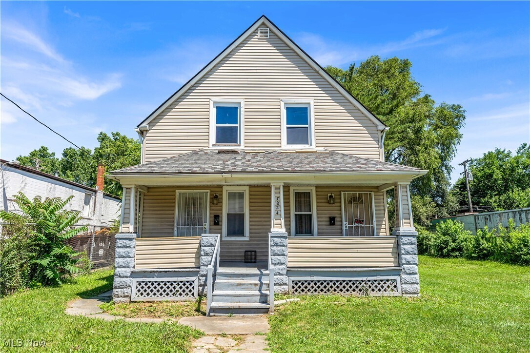 Foto principal - 7024 Clark Ave
