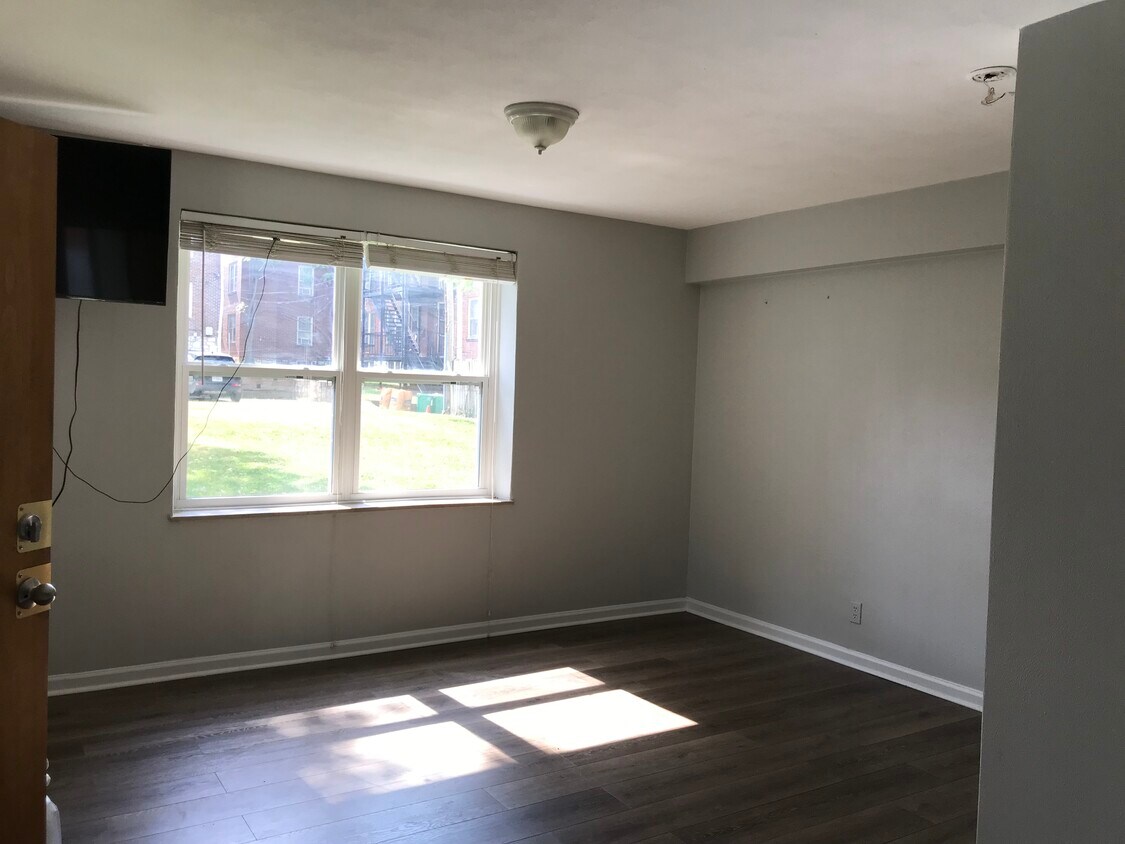 Foto del edificio - 6634 San Bonita Ave