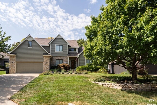 Building Photo - 1101 Stonecreek Dr