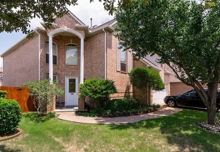 Photo - 7712 Brookview Court Unit