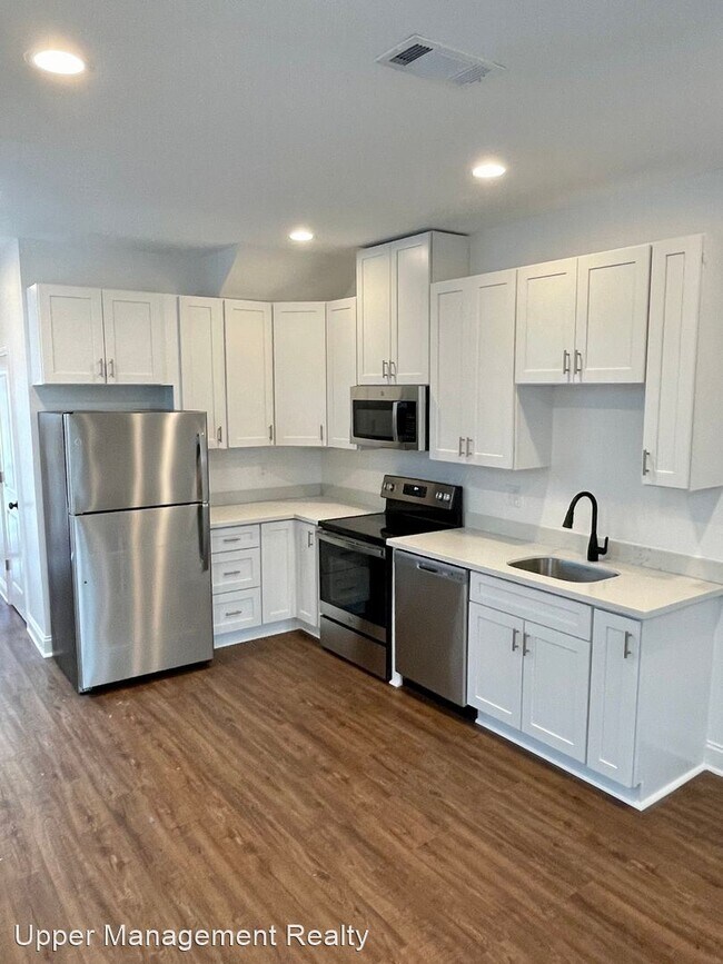 Building Photo - 2 br, 2.5 bath Apartment - 1618 - 1620 Mag...