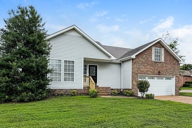 Building Photo - 142 S Birchwood Dr