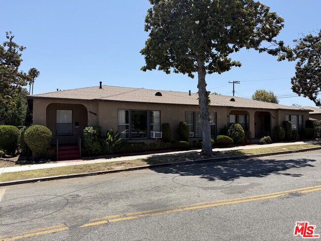 Foto del edificio - 3901 Sawtelle Blvd