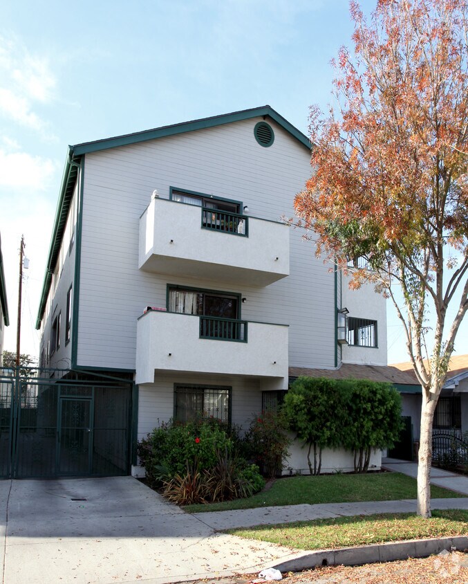 Building Photo - 1075 Dawson Ave
